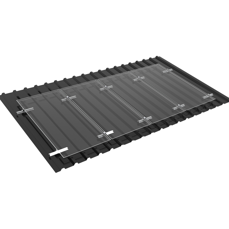 Lichobežn&iacute;kov&yacute; plech pre sol&aacute;rny mont&aacute;žny syst&eacute;m na kovov&uacute; strechu